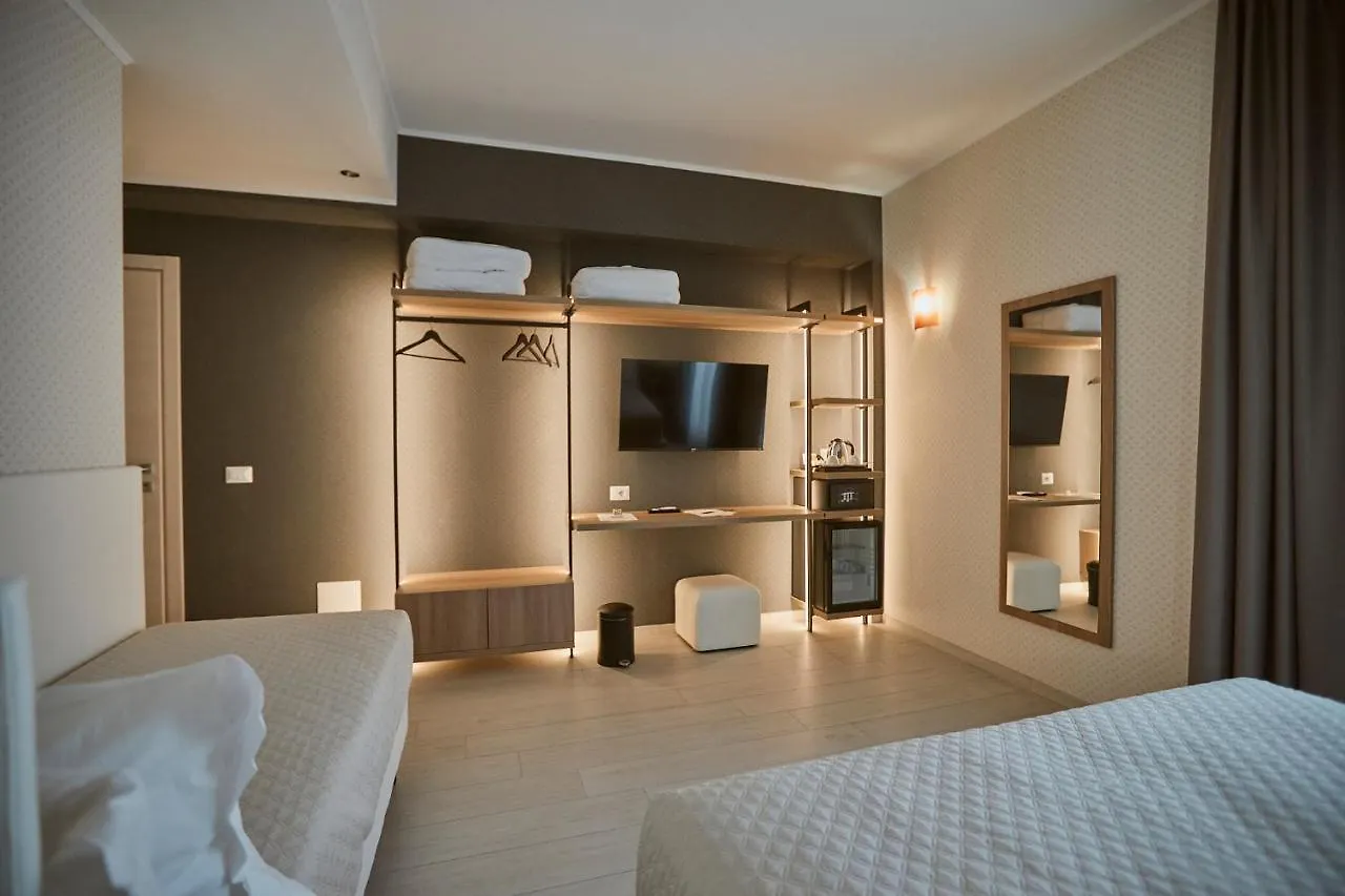 ***  Castrichella Boutique Hotel Rome Airport Fiumicino Italia